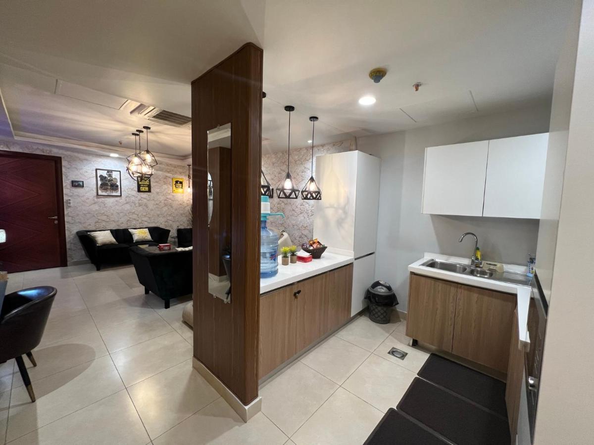 Sunset Luxury Gold Crest Mall Residency Lahore Ngoại thất bức ảnh