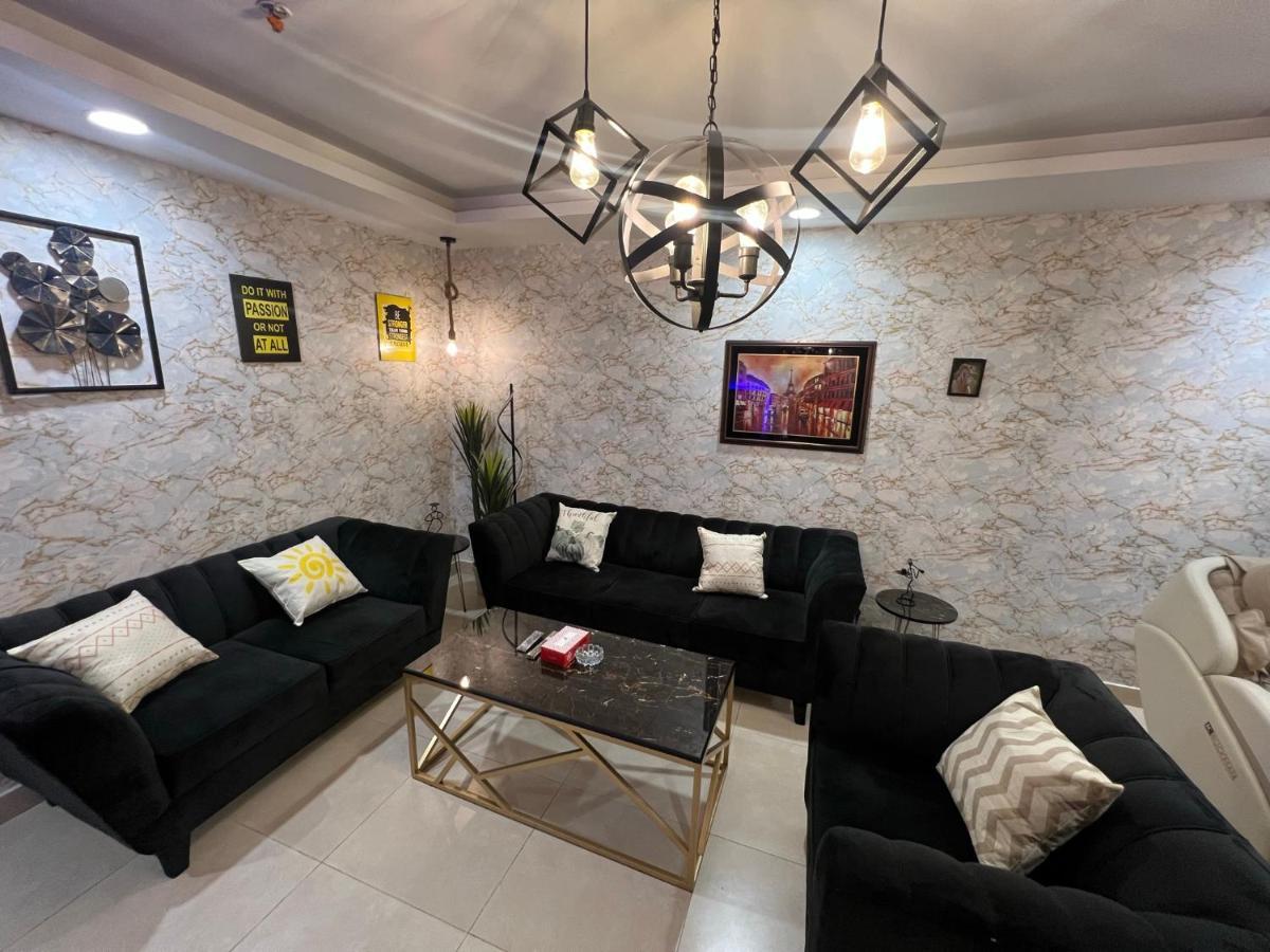 Sunset Luxury Gold Crest Mall Residency Lahore Ngoại thất bức ảnh