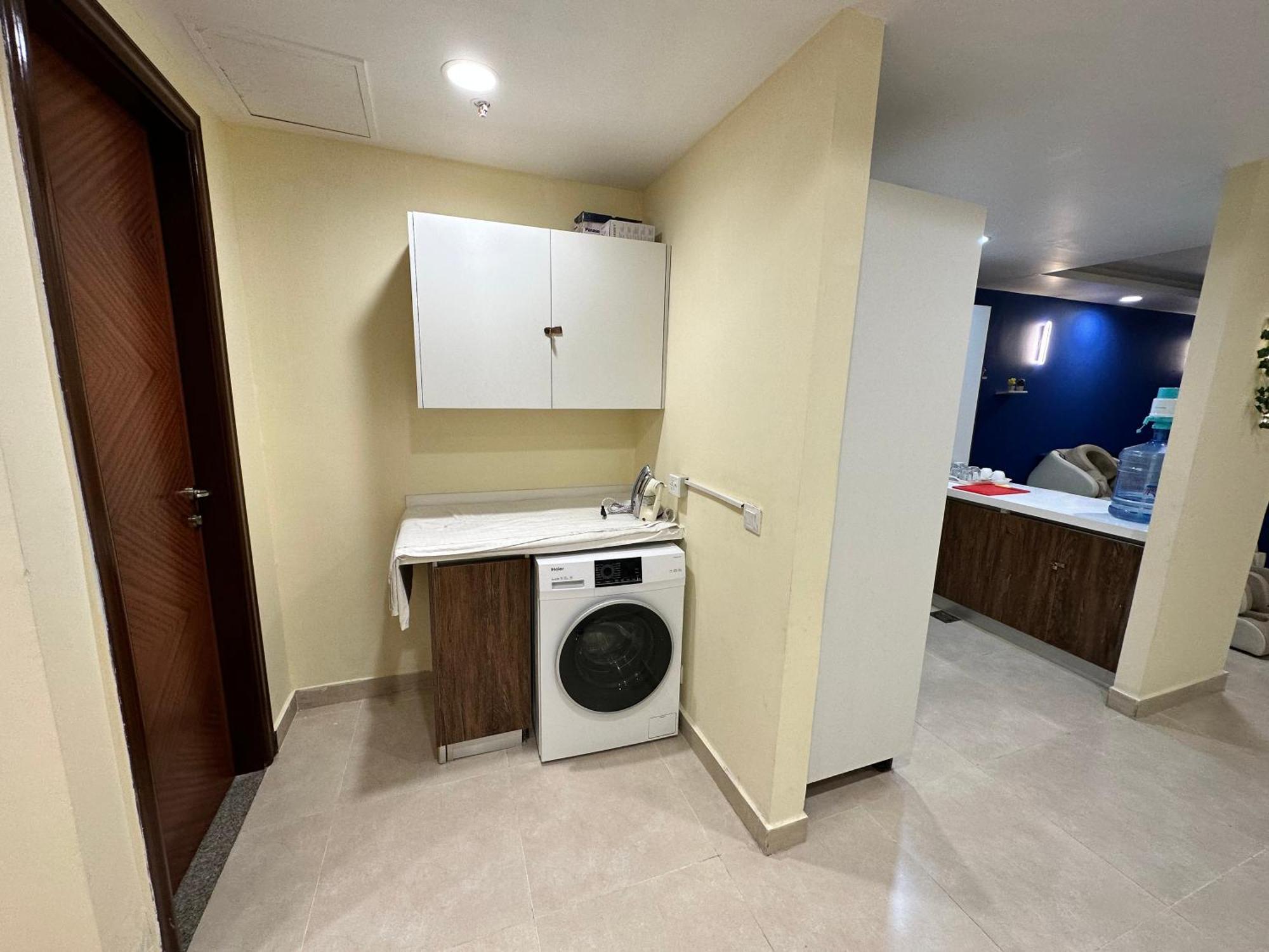 Sunset Luxury Gold Crest Mall Residency Lahore Ngoại thất bức ảnh